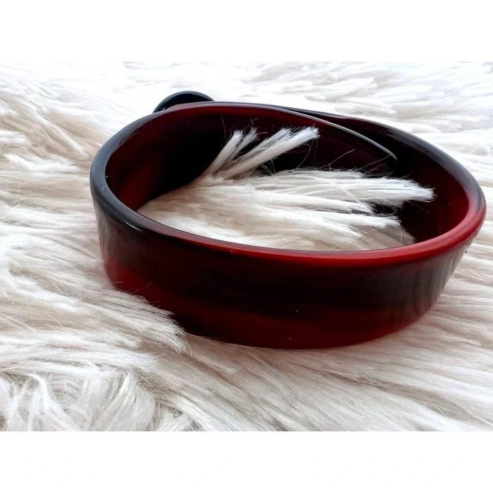 Vintage Lucite Bracelet Cherry Red Petite Small Wrist Mod Artwear Mid‎ Century